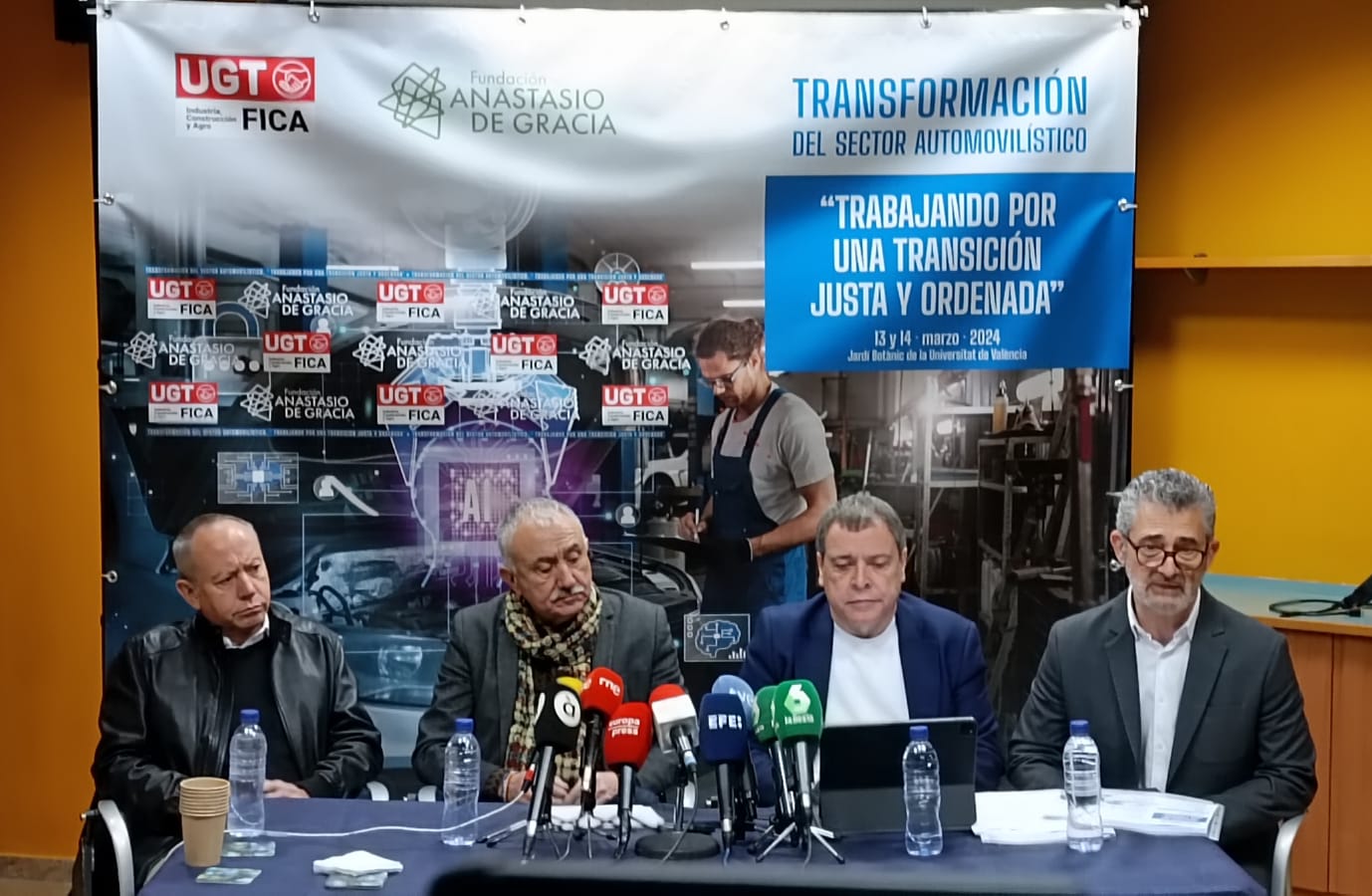 Mariano Hoya y Jordi Hereu clausuran mañana en Valencia las jornadas sobre “La Transformación del Sector Automovilístico"
