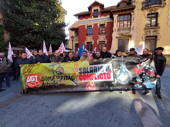 Química del Nalón se moviliza en defensa de un convenio digno