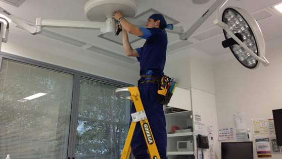 Los trabajadores de mantenimiento del HOSPITAL DE CORIA se concentrarán el próximo miércoles por el impago de sus salarios