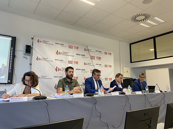 La Fundación Laboral de la Construcción formó el año pasado a más de 94.000 profesionales del sector, un 7% más que en 2021
