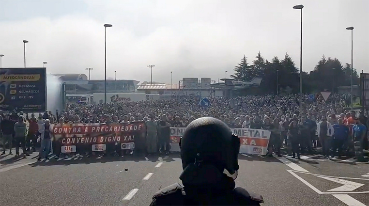 UGT FICA condena la violenta carga de la policía contra los trabajadores del metal de Pontevedra