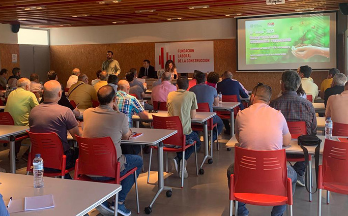 UGT FICA apuesta por una descarbonización socialmente responsable