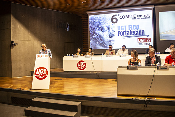 101023 Pepe en Comite