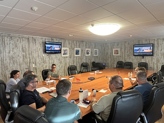 130723 Reunion Sector Automovil 1