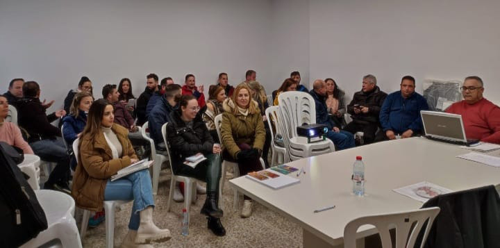 UGT FICA Cádiz organiza un curso de formación sindical en Ubrique para delegados de marroquinería