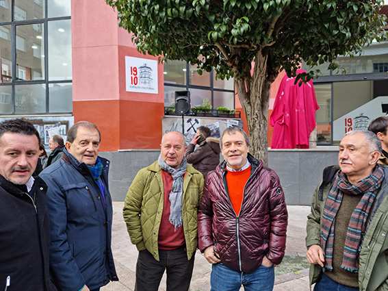 240223 Homenaje Llaneza 2