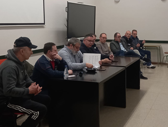 280223 asamblea madera Iscar mesa