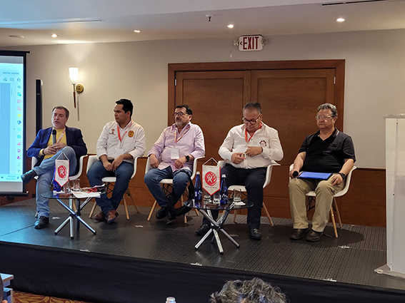 Mariano Hoya pone en valor el diálogo social español en el sector de la construcción