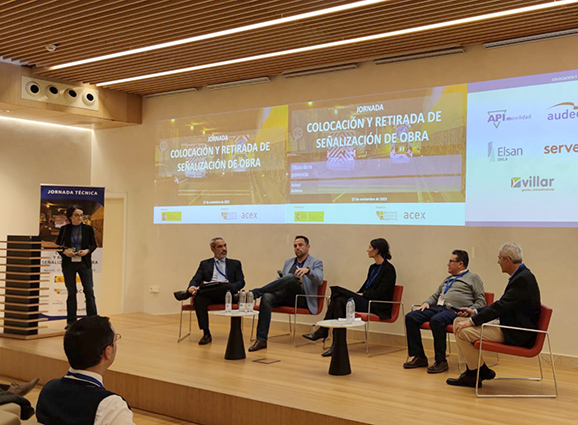 UGT FICA participa en unas jornadas sobre PRL en el sector de Conservación de Carreteras