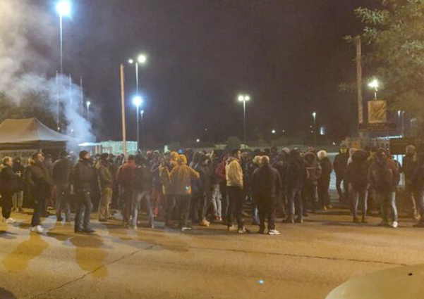 La huelga general indefinida mantiene paralizadas las dos fábricas de Aspla por tercer día consecutivo