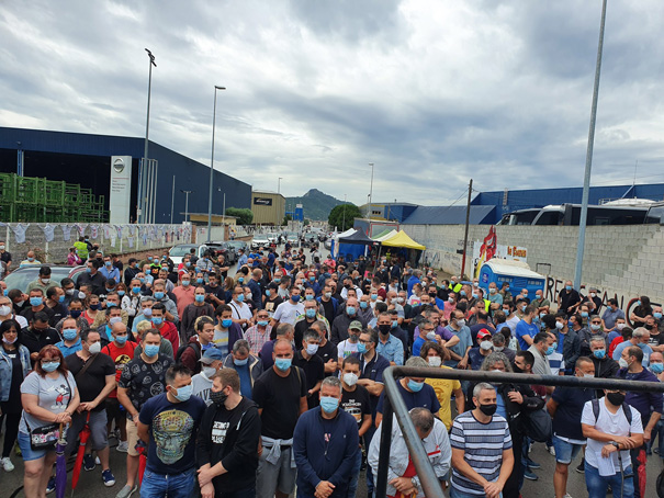 UGT FICA Catalunya pide reuniones con las empresas que optan a la reindustrialización de los centros de trabajo de Nissan