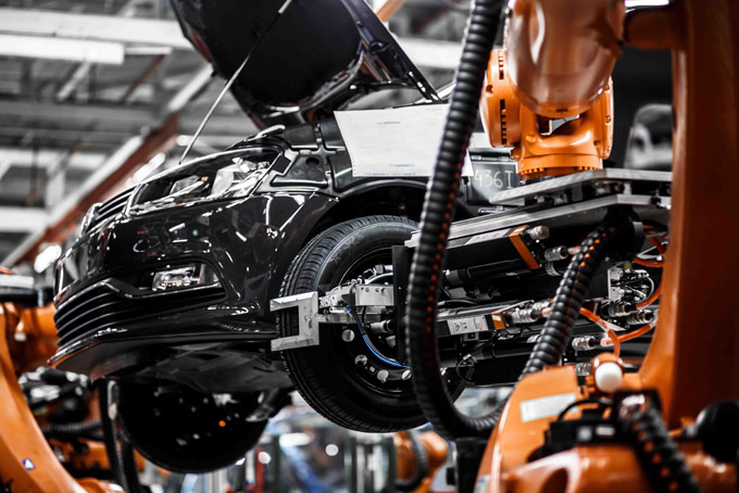 UGT FICA valora la convocatoria del PERTE VEC, pero reclama más medidas para el sector