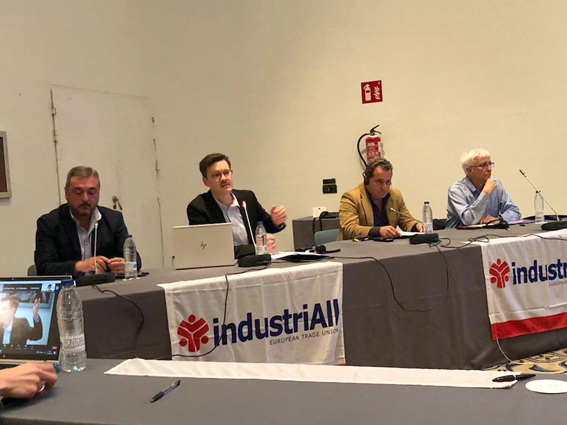 Los sindicatos europeos analizan las perspectiva de la industria de defensa en Europa