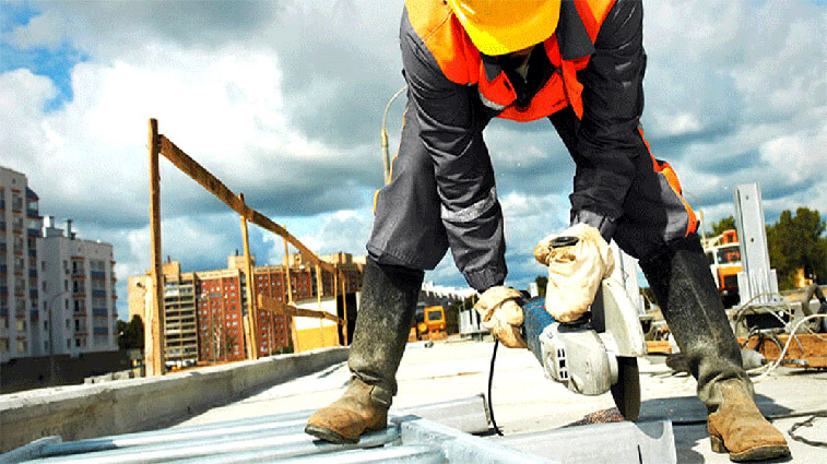 UGT FICA Aragón reclama que se autorice adelantar el inicio de la jornada de trabajo en la construcción