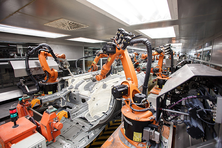 La EPA registra una caída del paro trimestral en la Industria del 7,36%