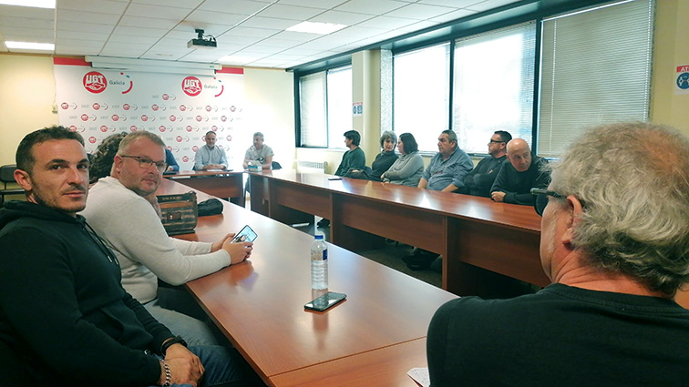 Prosiguen las asambleas con trabajadores de estaciones de servicio ante el bloqueo del convenio por parte de la patronal