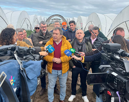Mariano Hoya exige al Ministerio de Agricultura medidas de protección para las y los trabajadores agrarios