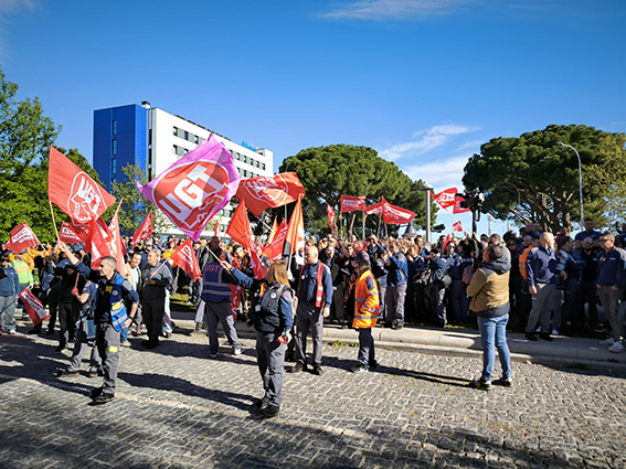 Mariano Hoya pide a Iveco que se siente a negociar el convenio o las movilizaciones irán «in crescendo»