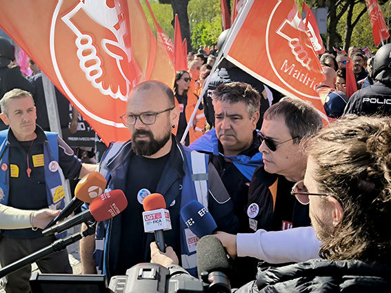 100424 Concentracion IVECO 3