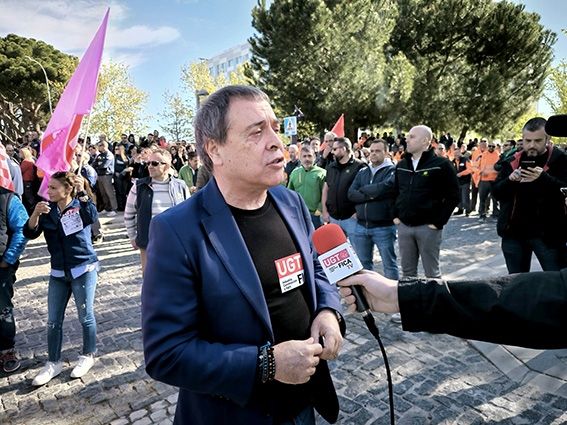 100424 Concentracion IVECO Mariano