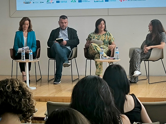 100724 FLC Construccion sostenible Nuria 1