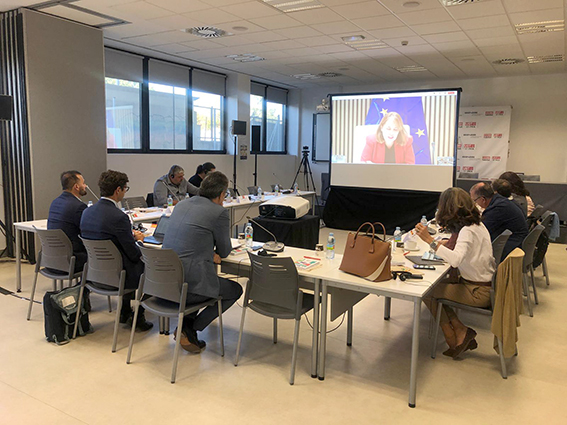 011025 Visita ELA a la FLC