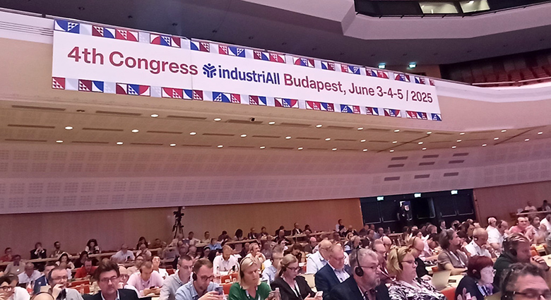 040625 Congreso IndustriALL