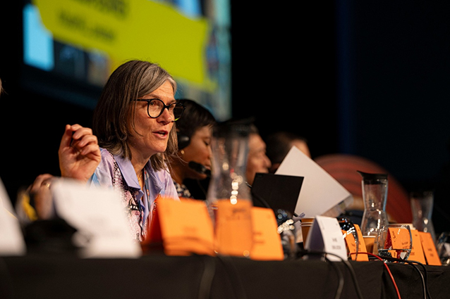 071124 Christiane Benner