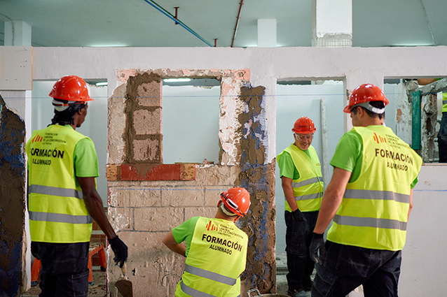 090625 Patronato FLC CNC CCOO HABITAT y UGT FICA Alumnos