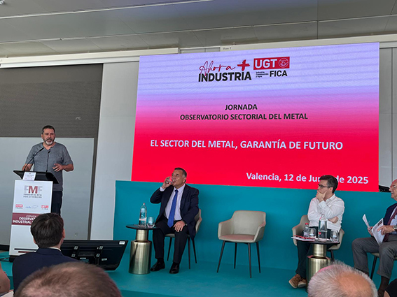 UGT FICA presenta un informe sobre la transformación del sector automovilístico