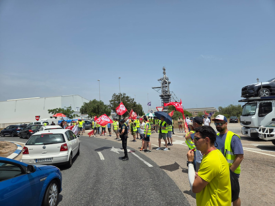 130625 Quinto dia huelga Fertiberia Valencia