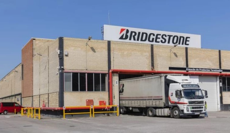 Firmado un acuerdo para el ERTE en la planta de Bridgestone en Puente San Miguel