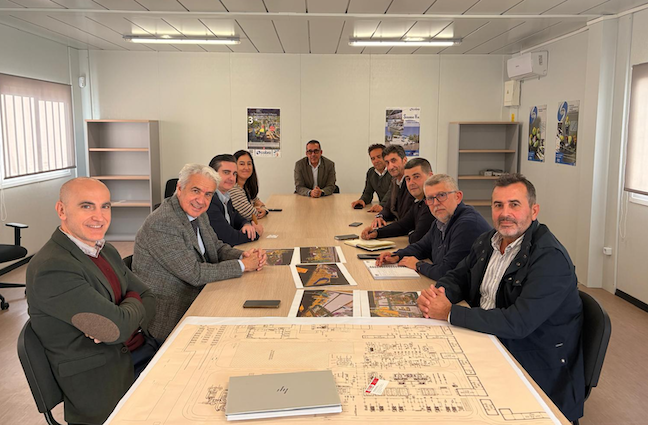 UGT FICA visita las obras del Proyecto Picasso en Huelva y valora el cumplimiento de las condiciones laborales de las personas trabajadoras