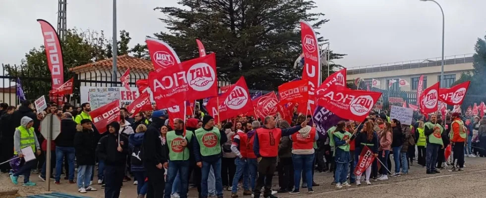 Éxito de la primera jornada de huelga en Mahle con un seguimiento prácticamente del 100%