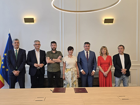 El Ministerio de Vivienda y la Fundación Laboral firman un protocolo para atraer talento al sector de la construcción