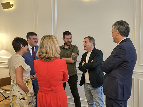 300625 Firma protocolo 2