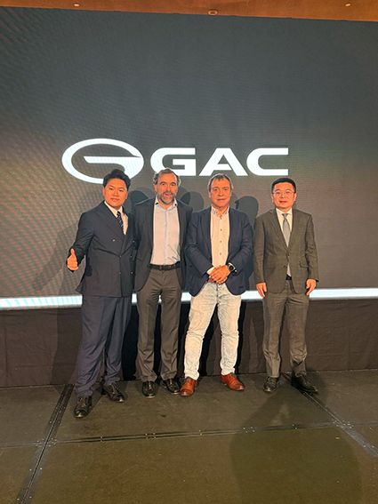 Mariano Hoya asiste a la presentación del grupo automovilístico chino GAC