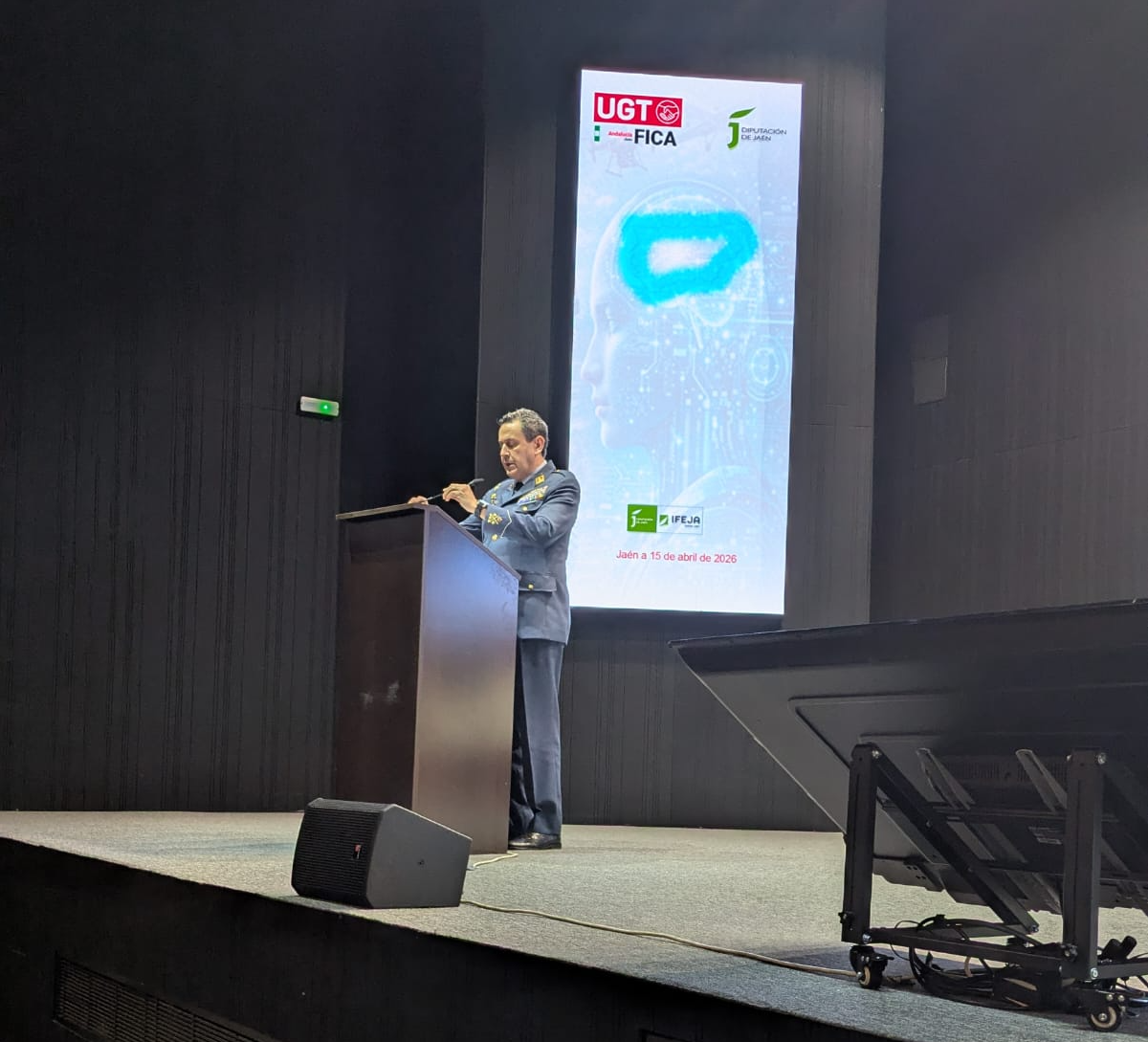 150426 .teniente general Ivorra