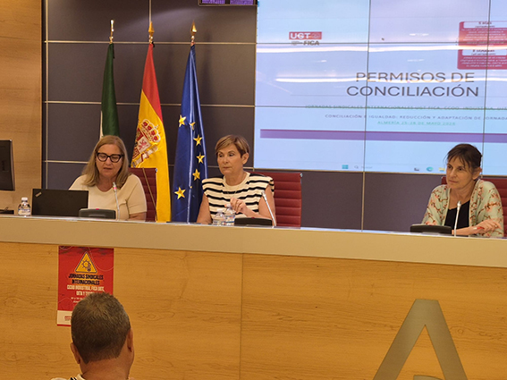 260526 Ponencia 2 Fátima Gallardo y Paqui 1