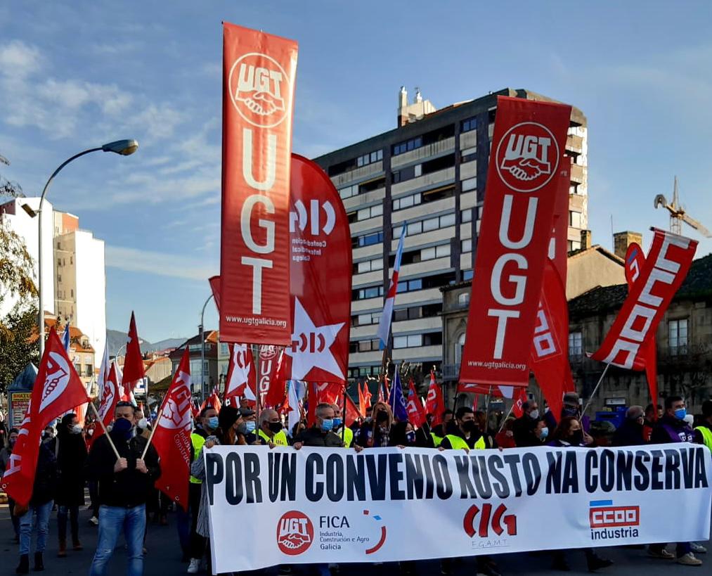 A la Huelga en el sector de Conservas de Pescados