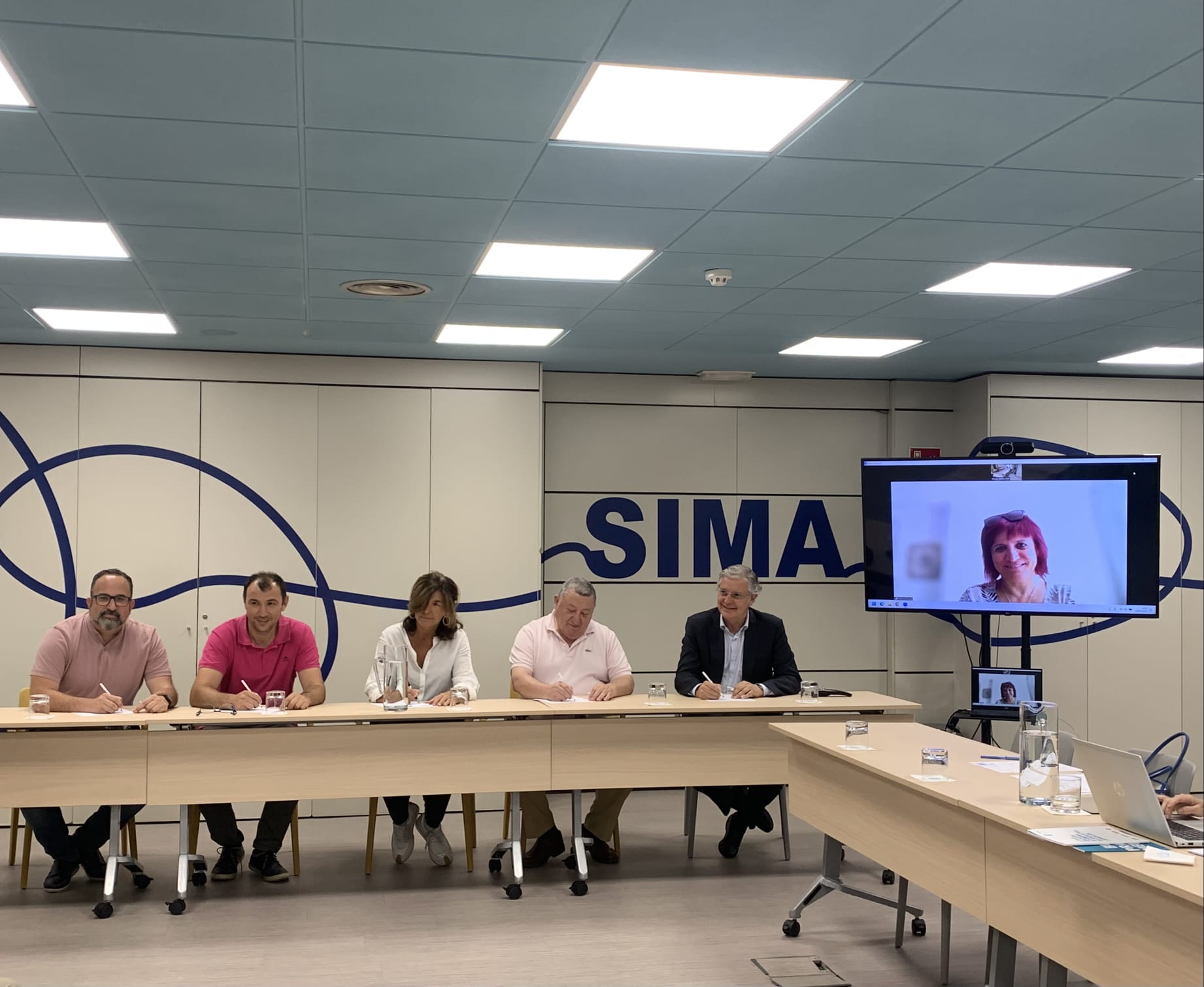 Firmado el convenio colectivo de Marroquinería, Cueros Repujados y Similares 