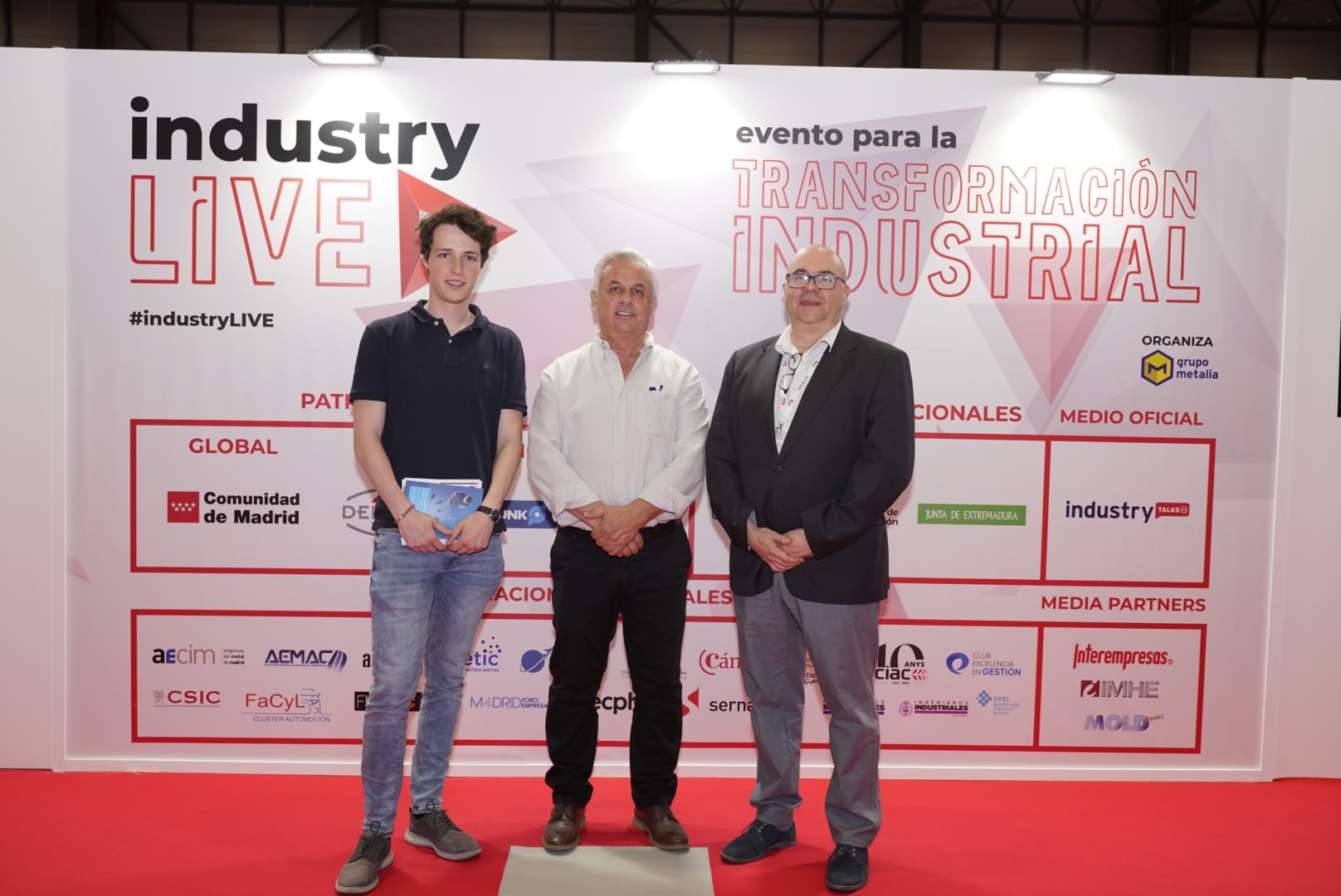 UGT FICA asiste a IndustryLive, feria internacional sobre industria