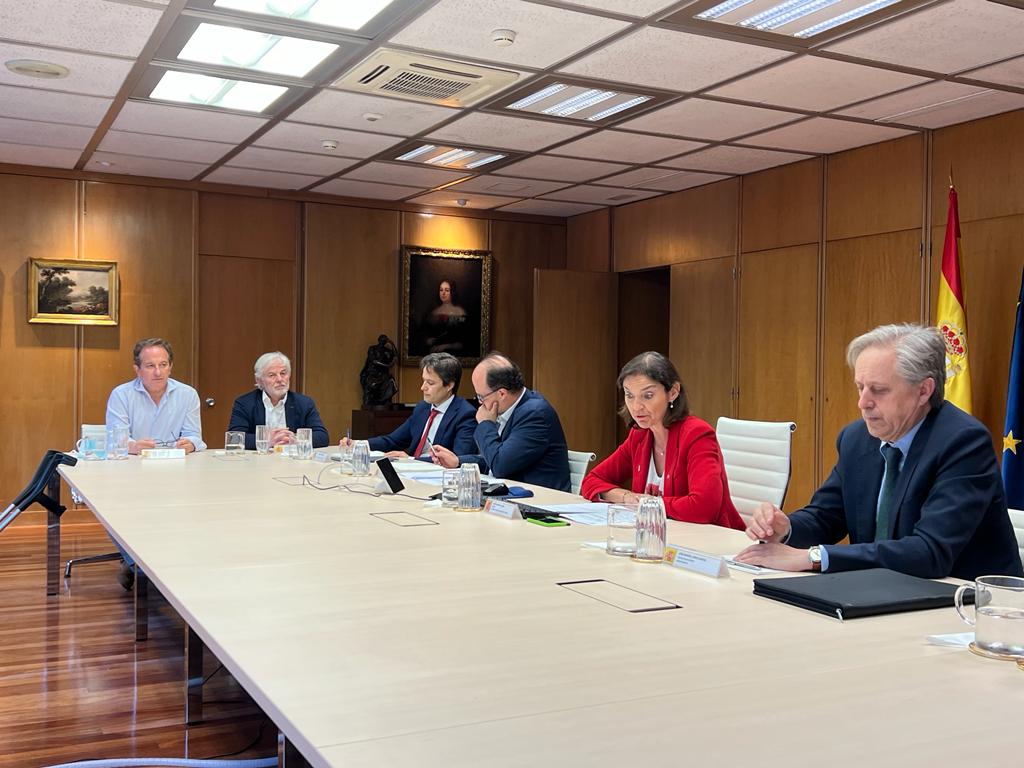 UGT FICA participará en un grupo de trabajo para abordar el proceso de descarbonización de Arcelor Mittal